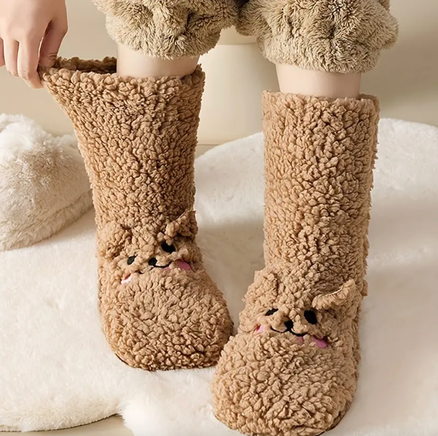 BearWool™ Fluffy Teddy Slipper Socks – Unmatched Warmth & Adorable Comfort!