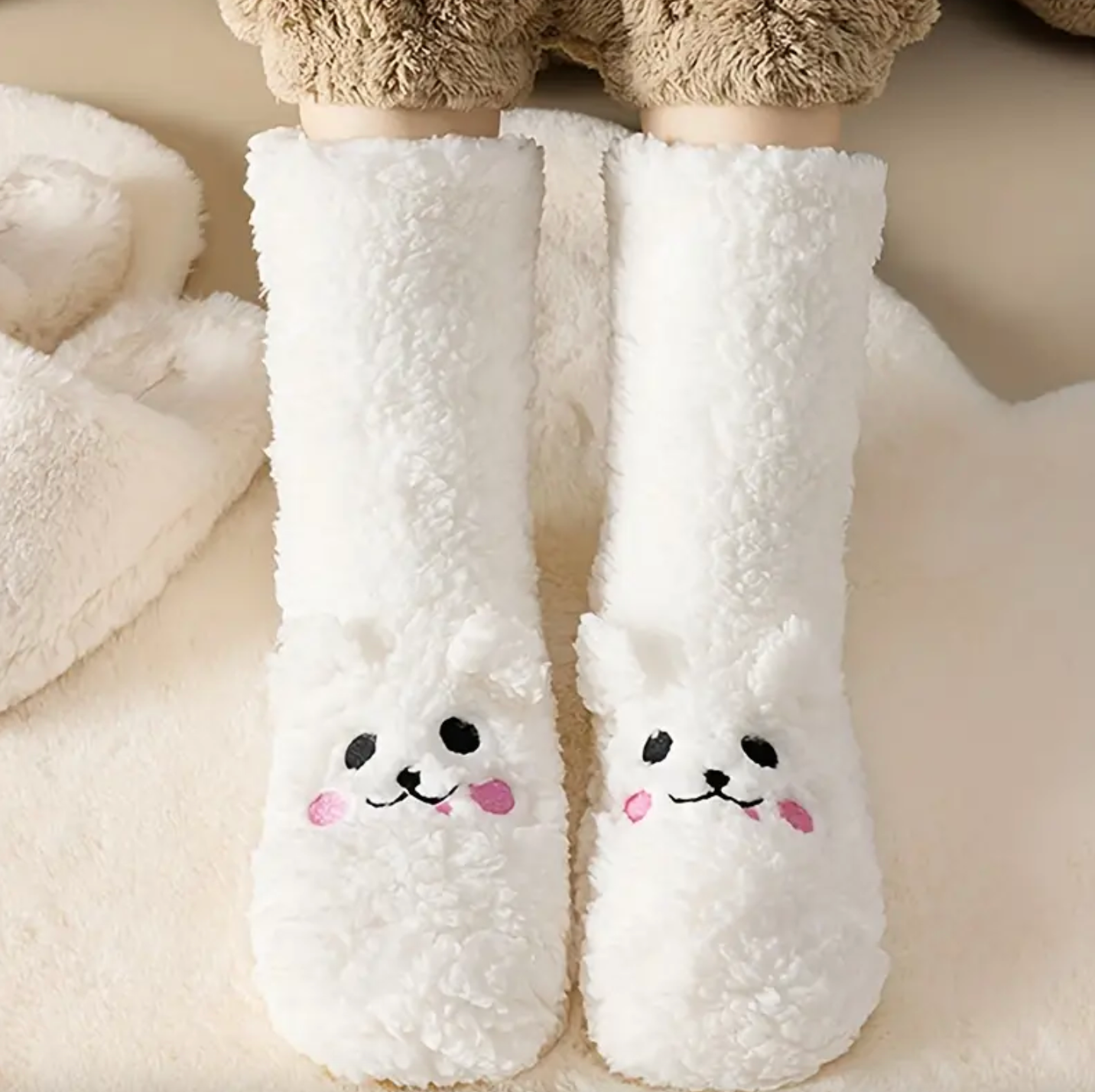 BearWool™ Fluffy Teddy Slipper Socks – Unmatched Warmth & Adorable Comfort!